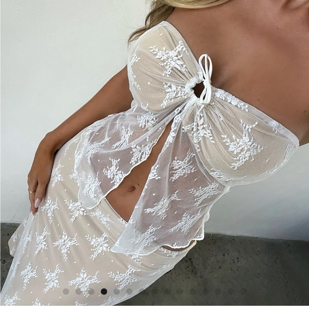 Karolina Tiger Mist Two piece co-ord lace set maternity tiktok viral